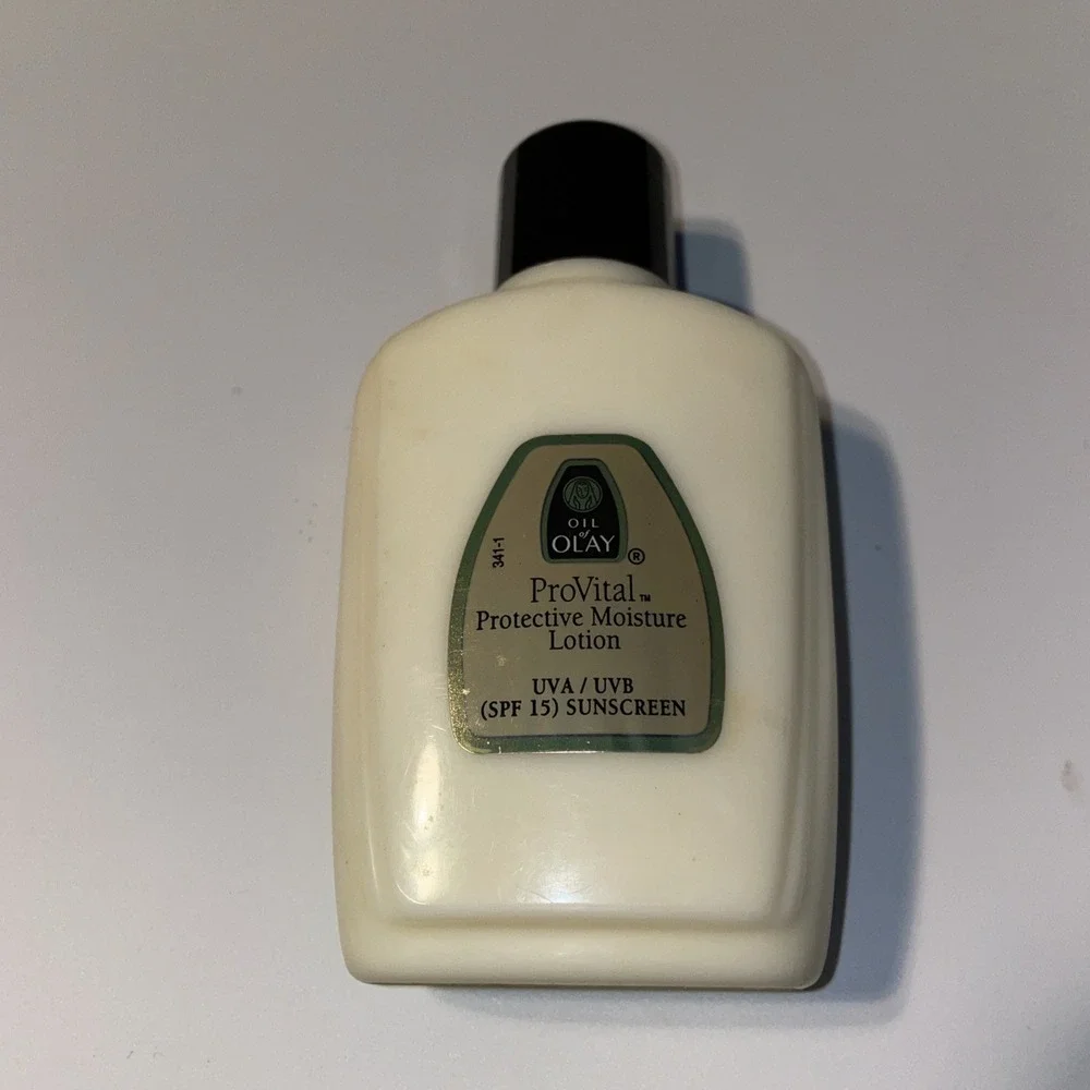 Vintage Original Oil of Olay- ProVital Protective‎ Lotion Bottle UVA/UVB 4 Oz